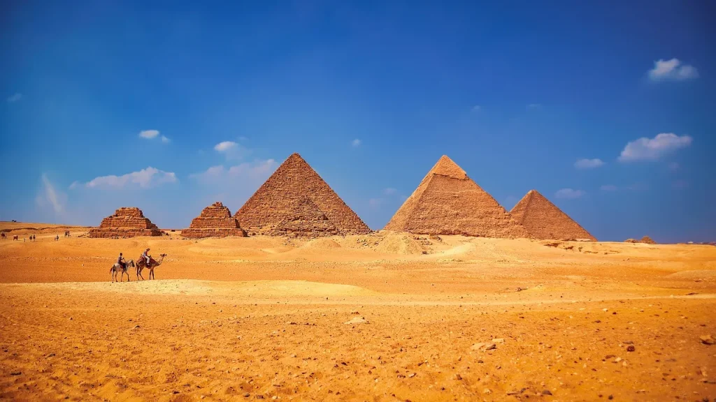 Pyramid Razor-Blade Sharpener